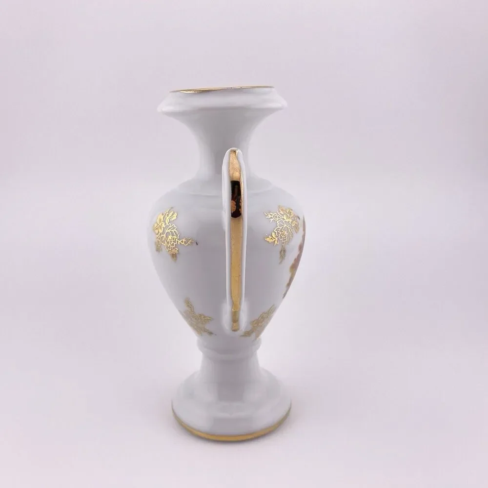 LIMOGES FRANCE WHITE HANDLED VASE VICTORIAN COUPLE & GOLD PORCELAIN 5 5/8” VTG